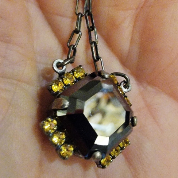 Sabika Winter 2022 Square Grace Necklace Grey Black Gold Shadow Dark Antiq Chain - Picture 6 of 6